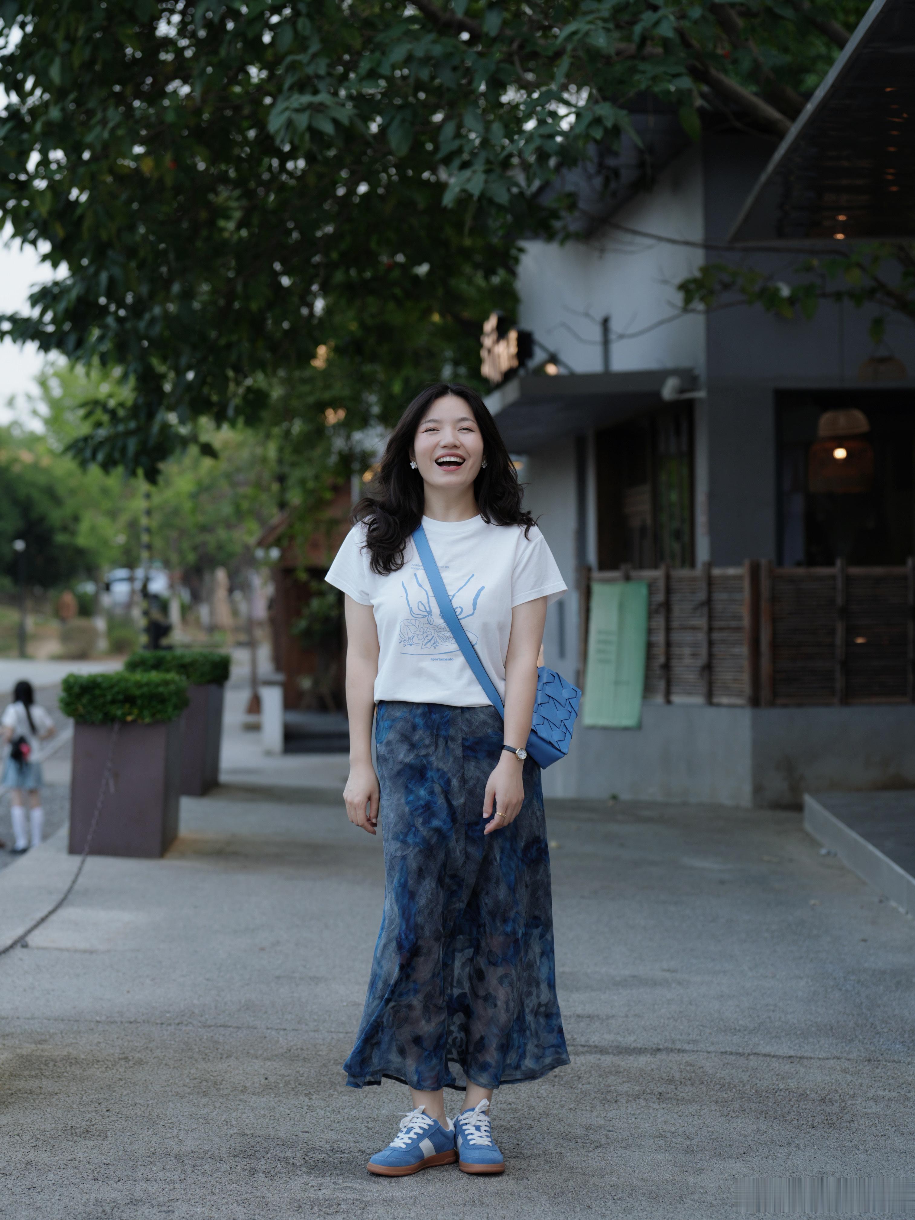 🌸穿喜欢的衣服，拍有趣的照片就很开心～据说国庆降温，你们都什么安排？ 