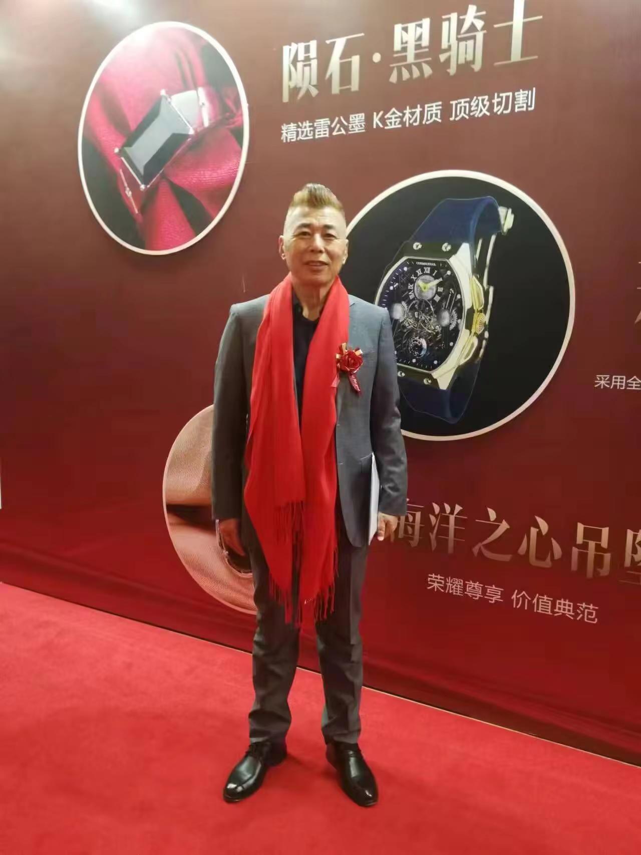 曾经的帅哥：如今的帅老头