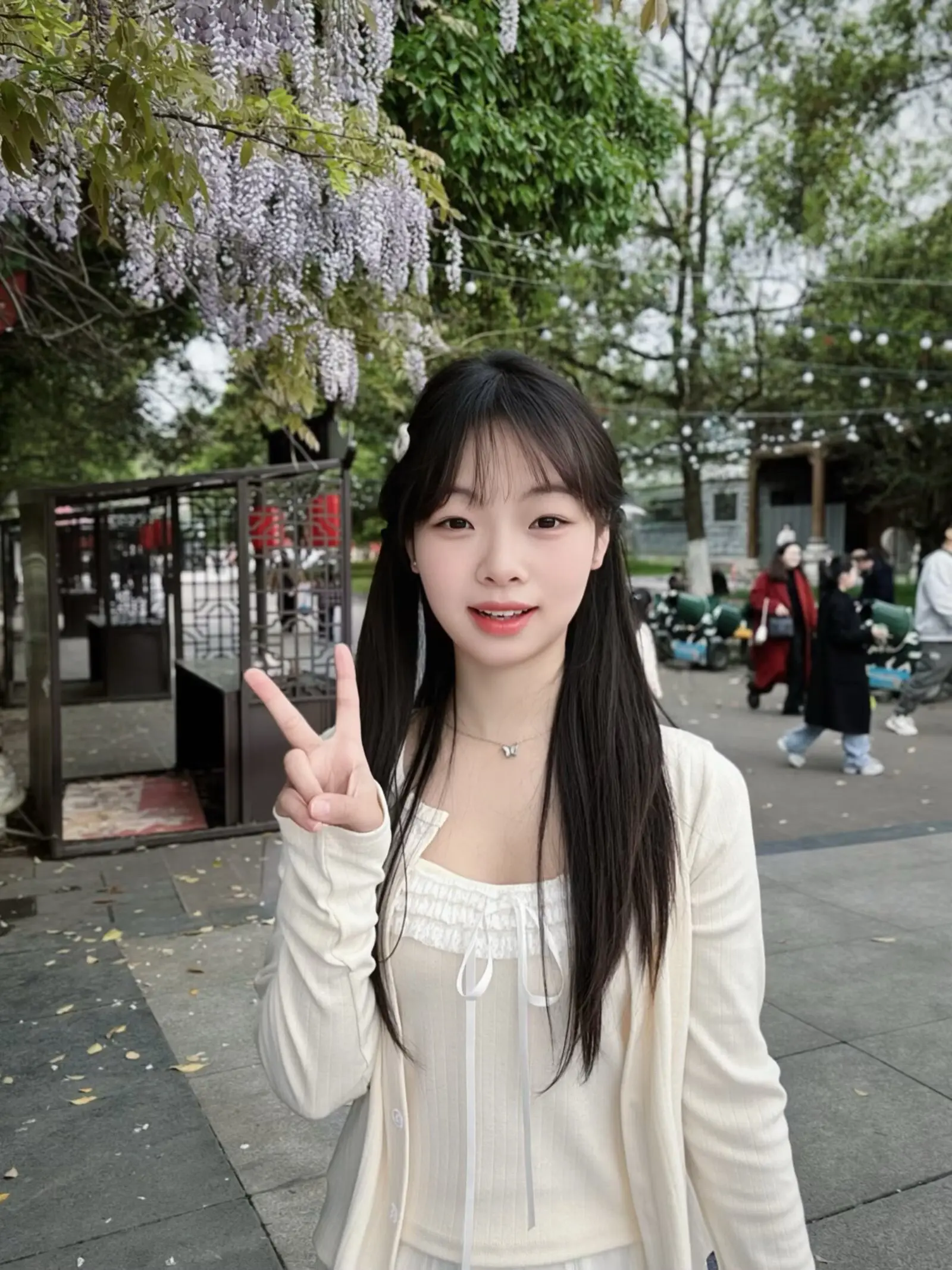 温柔甜妹天花板 清纯感被我拿捏了 偶遇甜美 清纯甜妹 好清纯的姐姐
