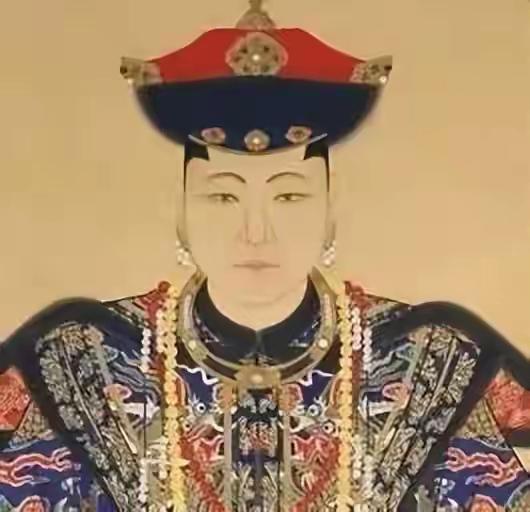 1685年，万琉哈氏被翻牌一次，生下胤祹。不争不抢，佛珠一转就是一辈子。

儿子