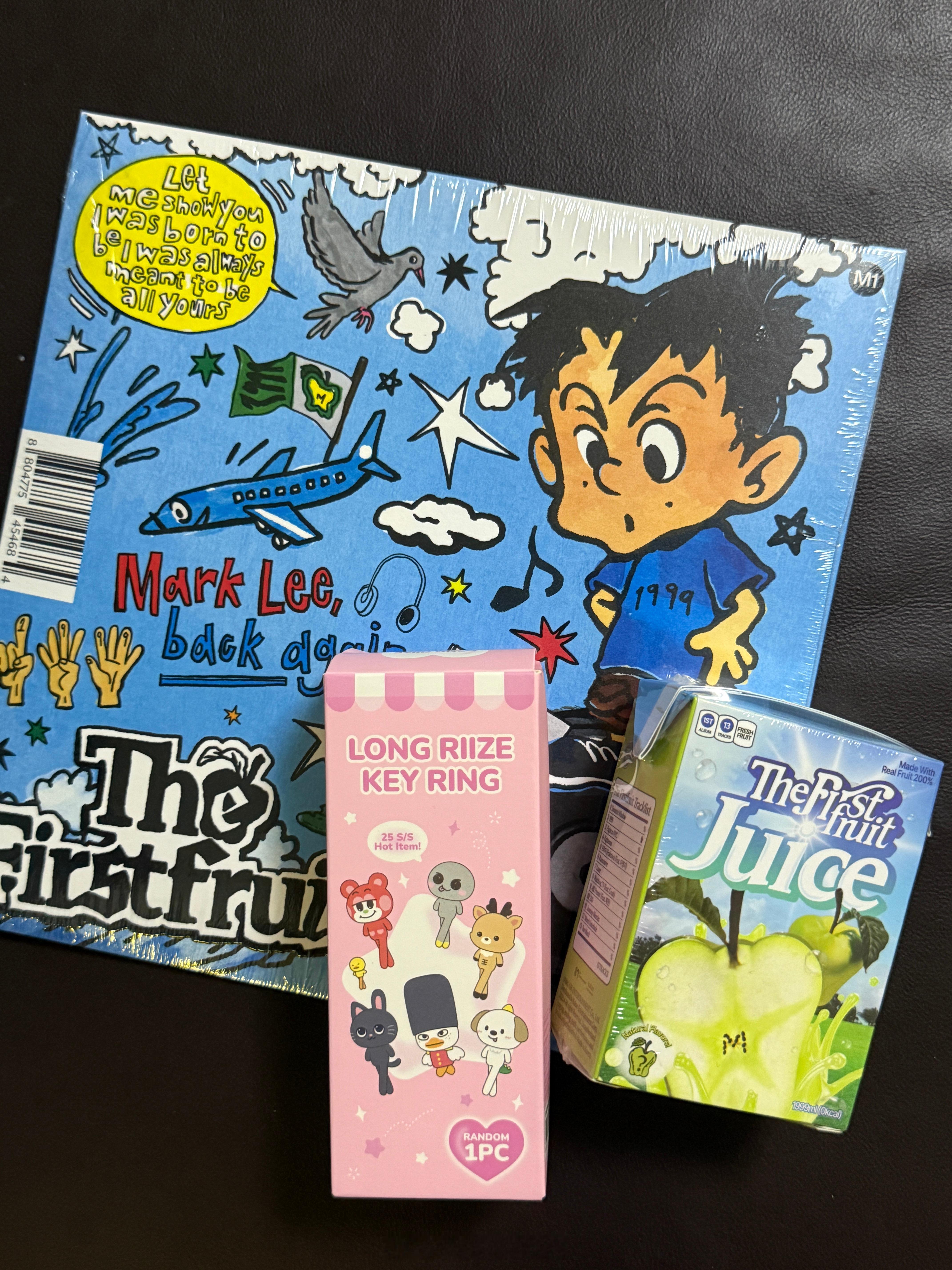 今日幸运：🦕🍉收到我的长腿狗龙李马克专辑到了！金手拆出报童帽小卡🫶🏻 ​