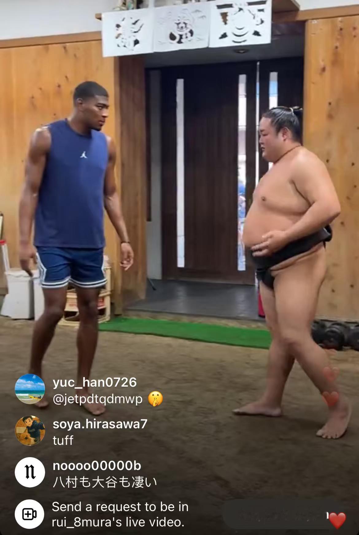 不是八村啊，你跟相扑一起练啥，你这个队是能靠你一个人防守翻身的吗？消停练练三分完