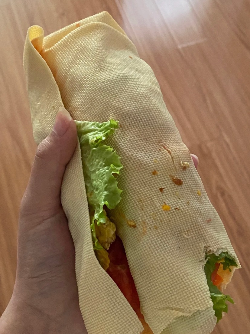 当想减肥又怕自己饿着时[允悲] ​​​