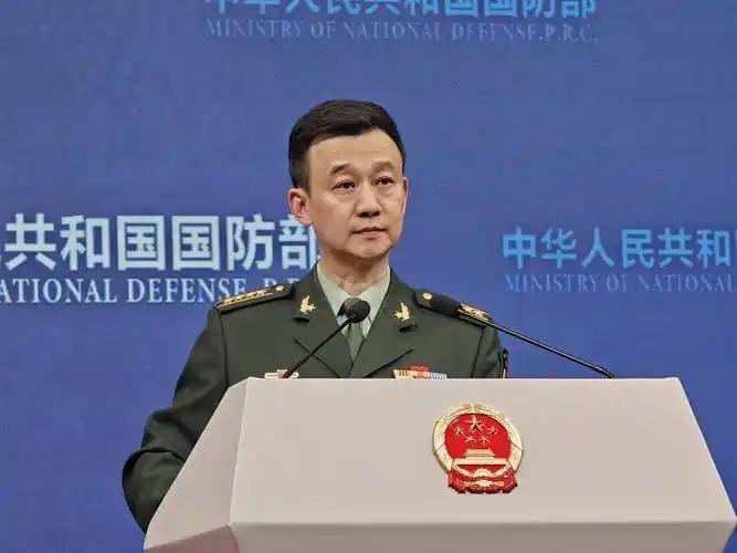 台湾慌忙求饶，大陆官媒放出狠话：必须追责！
 
10月1日，正是新中国成立77周