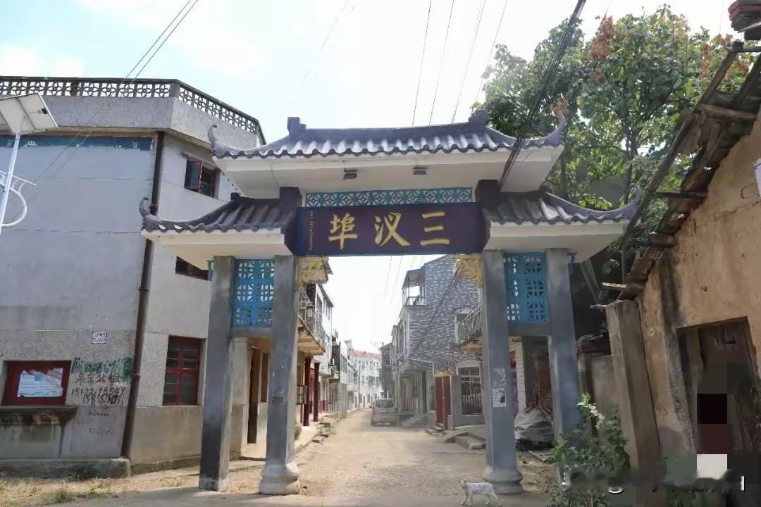 60年代初期，国民经济开始复苏，鸡蛋、鲜牛奶、奶粉都开始出现在市场上了，还是很紧