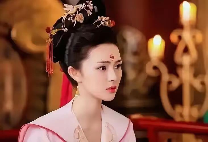 618年，隋炀帝被叛军勒死了，美貌多才的南阳公主落到了窦建德手里。谁也没想到，窦