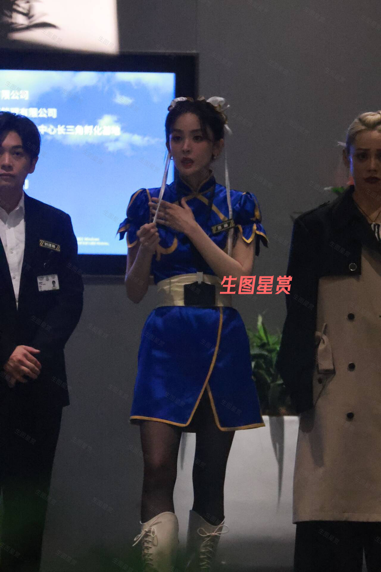 娜扎萌探录制cos春丽造型，春丽·娜扎好萌[彩虹屁]💙 ​​​