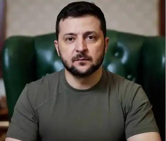 俄乌打到最后，极有可能复刻芬兰模式，乌克兰被占领土是收不回来了。就像当年的芬兰一