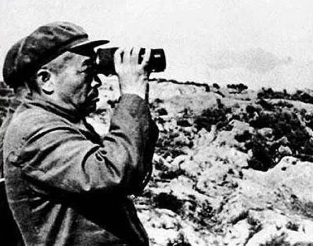 1951年，志愿军91团被美军包围，在制定突围方案时，团长建议向南突围。众人一愣