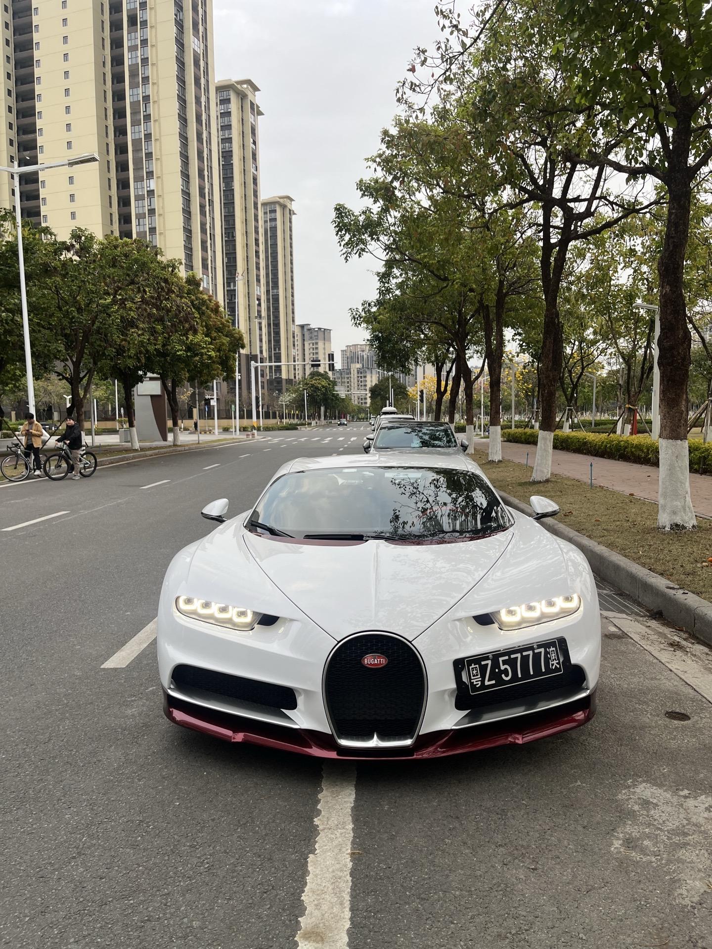 即使不同路了，至少在这一刻，我被救赎过！