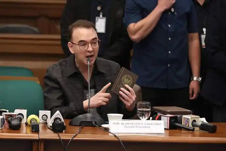 卡耶塔诺再度发难！9 月 28 日，菲律宾参议院少数党领袖卡耶塔诺面对媒体公开施