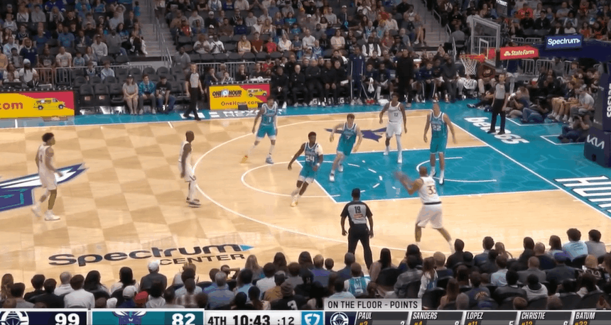 快船终于有打花对手的比赛，黄蜂落后二十分无力追赶



快船终于打出来自己的节奏