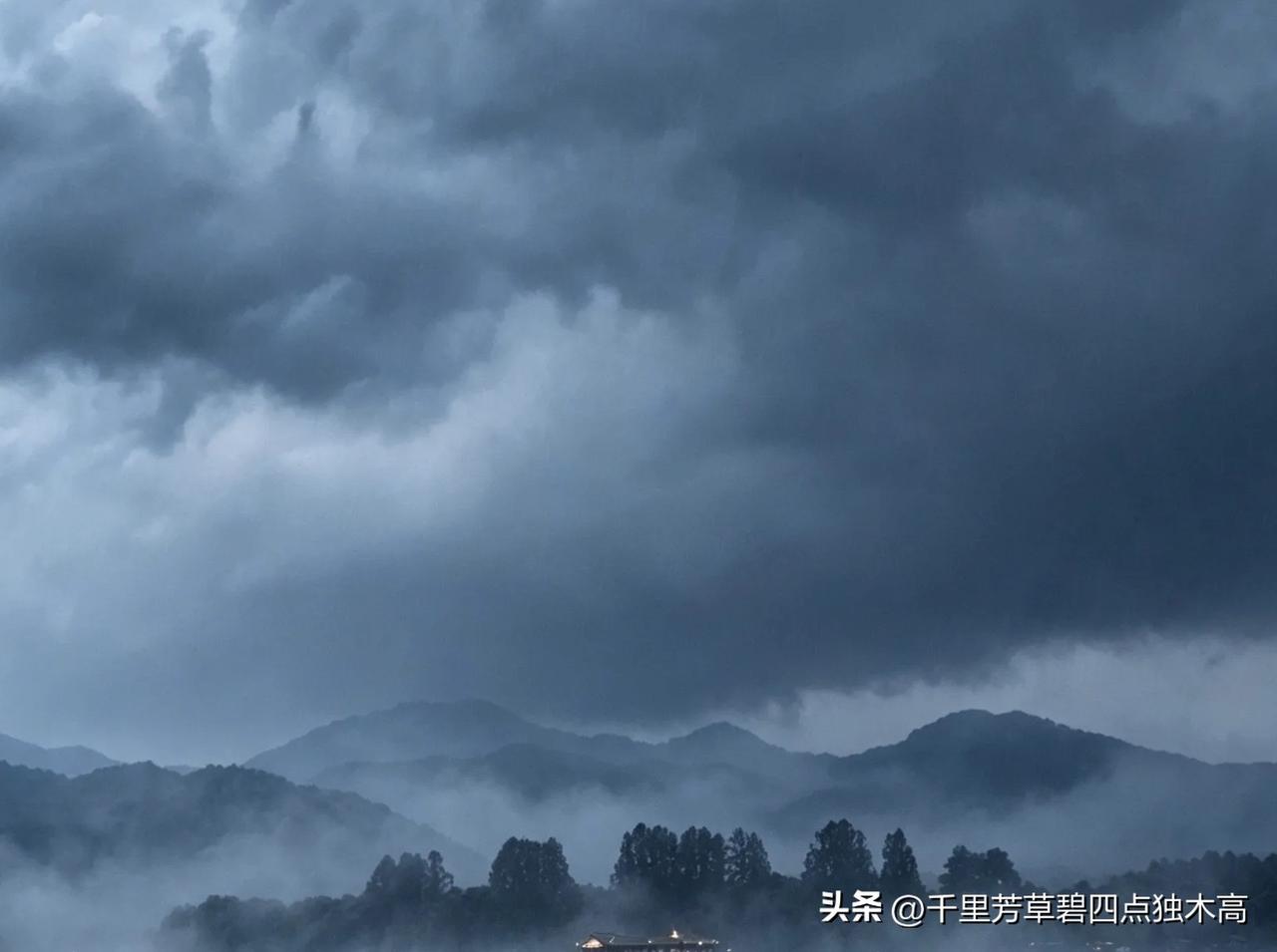 快来看看我新换的主页背景吧