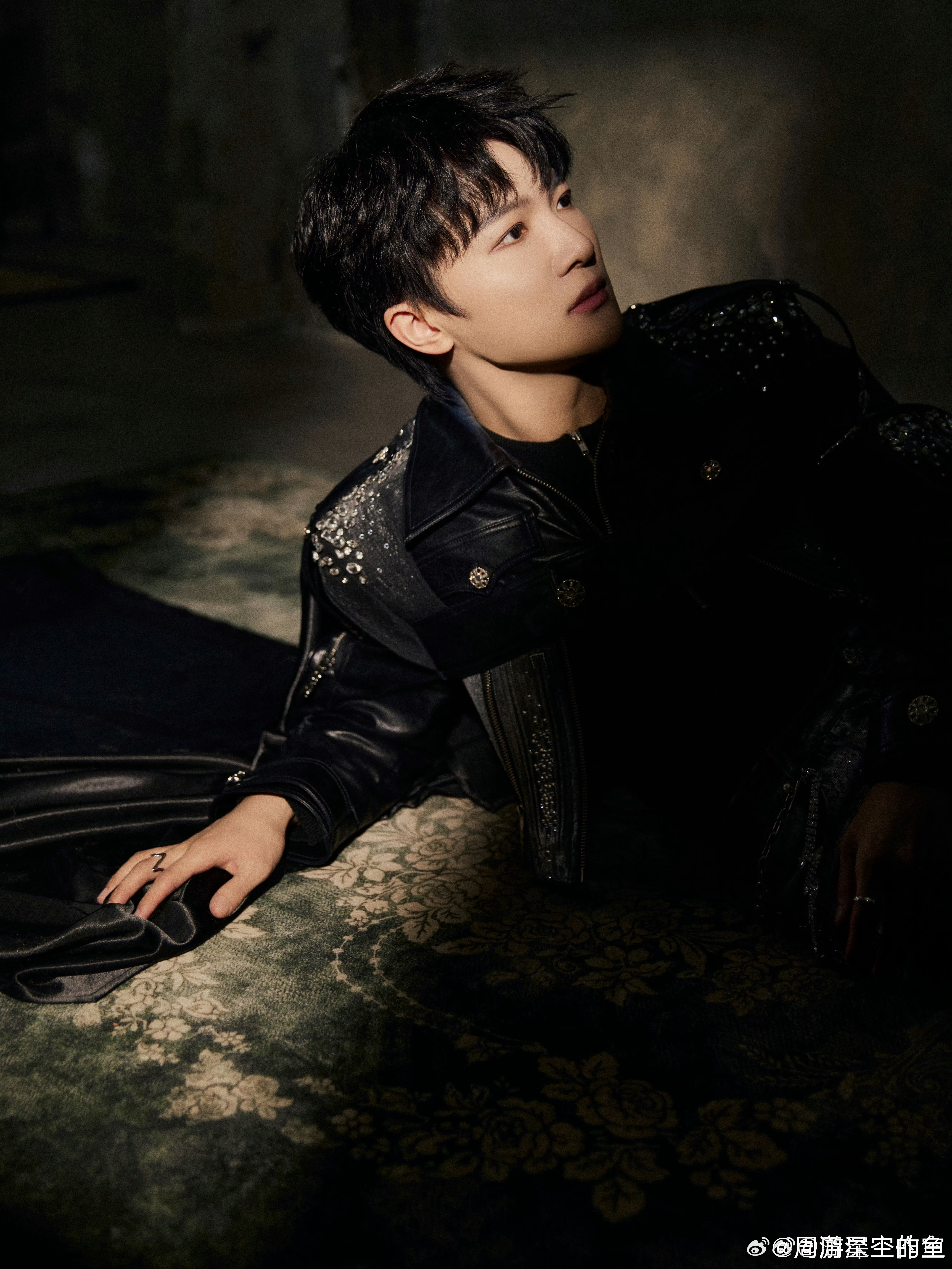 周深 2️⃣腾讯音乐由你榜💙周深献唱人之初主题曲为何真心仍被困在原地徘徊，为何