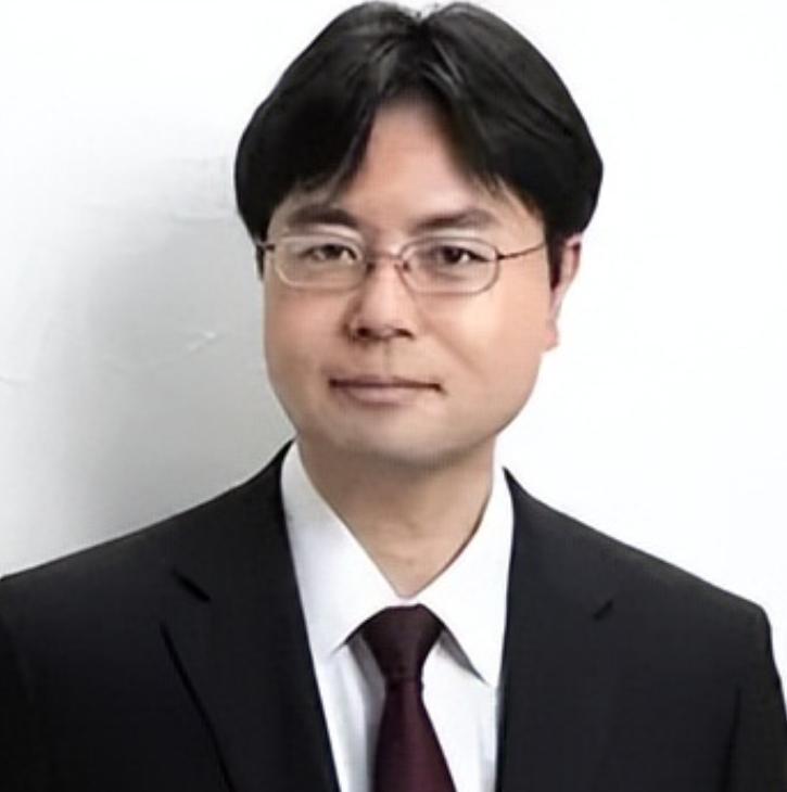 针对中国实施的军民两用物品反制，日本经济专家高辻成彦发出了警告，中国制裁日本，很