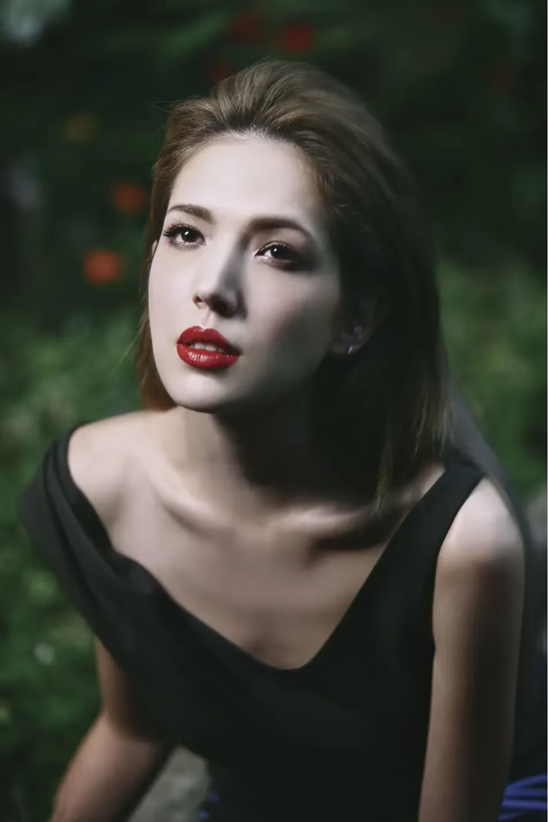 妈是混血原生颜，爸是浓颜骨相帅哥，生的娃颜值肯定赢在起跑线[抱一抱]邱泽许玮甯的