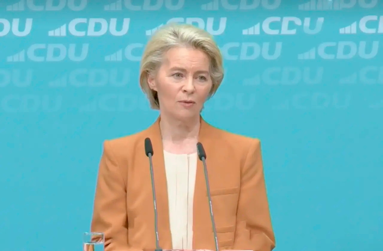 烽火问鼎计划幂谈天下 冯德莱恩：欧盟必须成为军事超级大国乌尔苏拉·冯德莱恩在一次