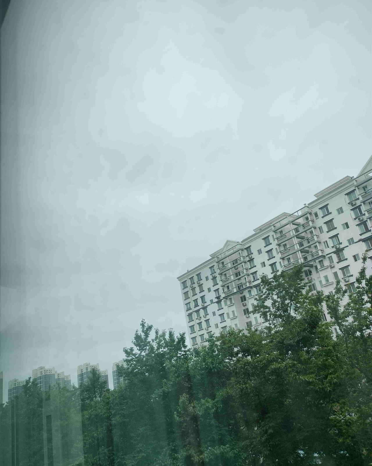 我的今日状态：💰期待暴富
我这里的天气：🌤️多云