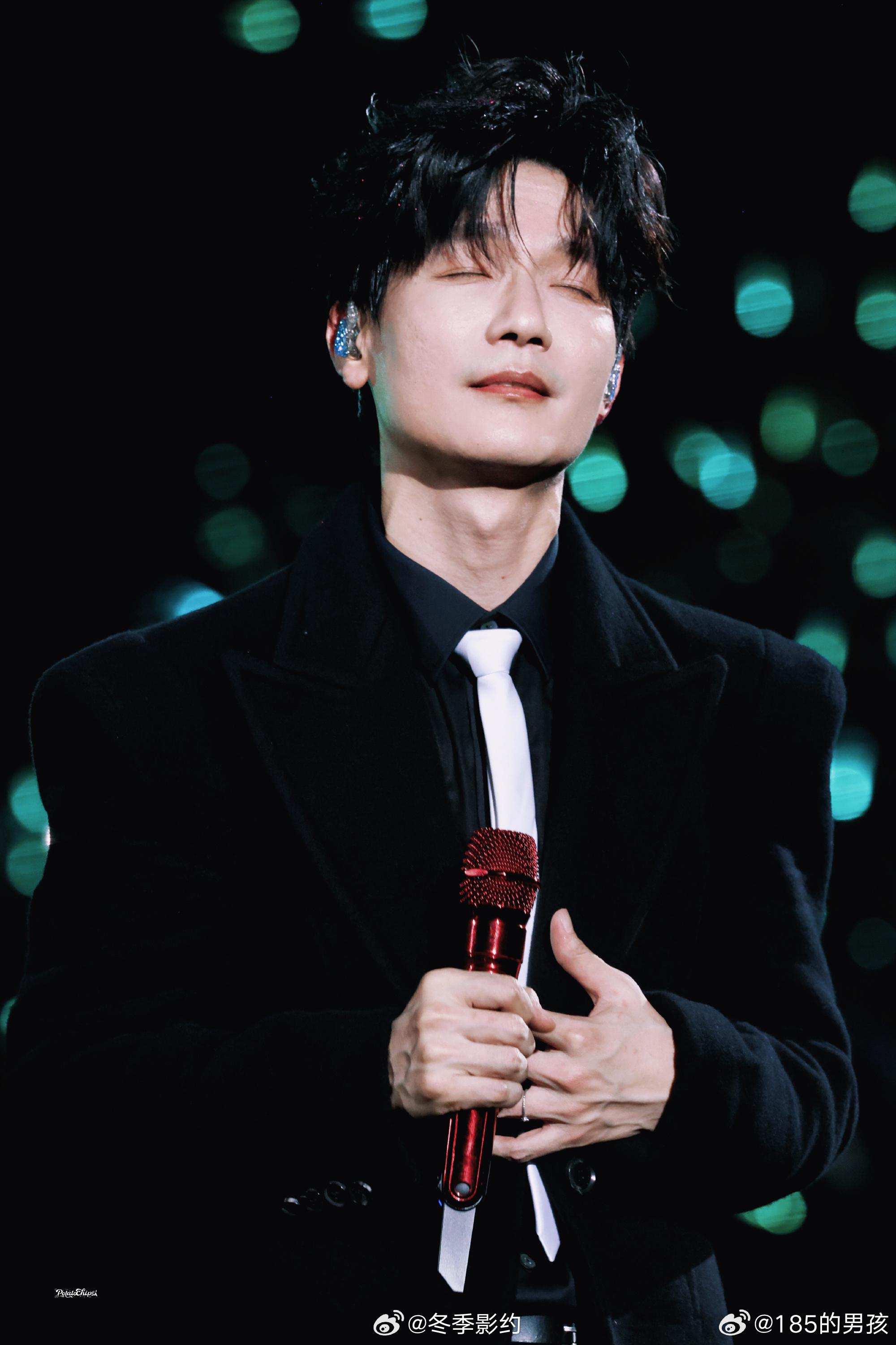 听陈楚生舞台感觉经济都上行 每次看陈楚生表演都会被震撼到，听陈楚生舞台感觉经济都