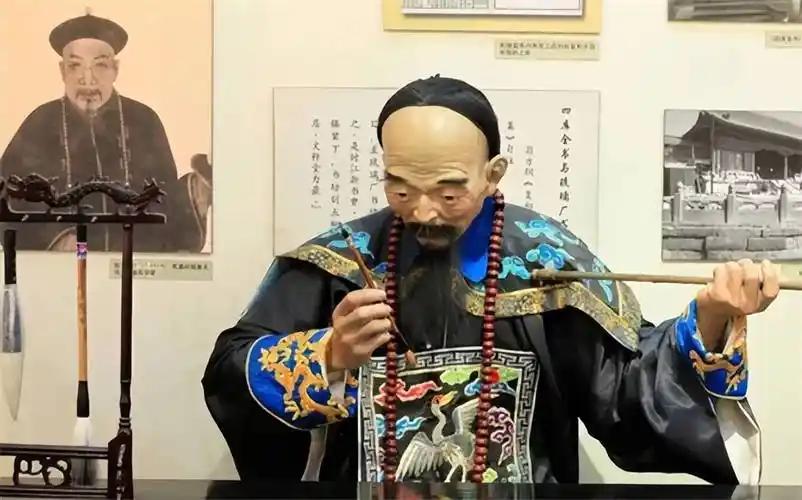 纪晓岚那么大一个才子，怎么就没教出一个进士儿子？

大才子门生无数，自家孩子不成