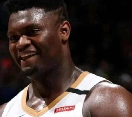 2.51亿巨星刚加盟就赛季报销！
哈登的冠军梦再次被伤病击碎？

NBA新赛季刚