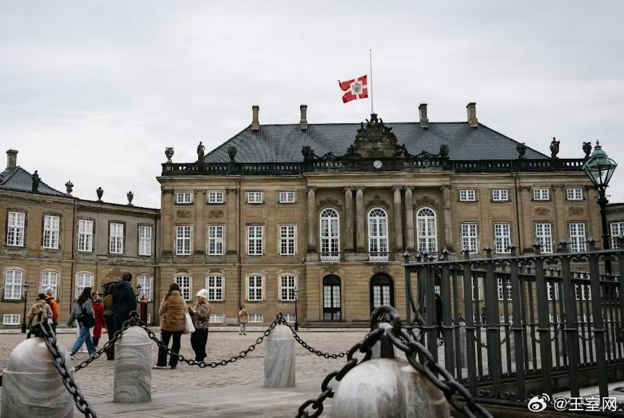丹麦王室 🇩🇰阿马林堡宫所有的宫殿，克里斯蒂安七世宫、克里斯蒂安八世宫、克里