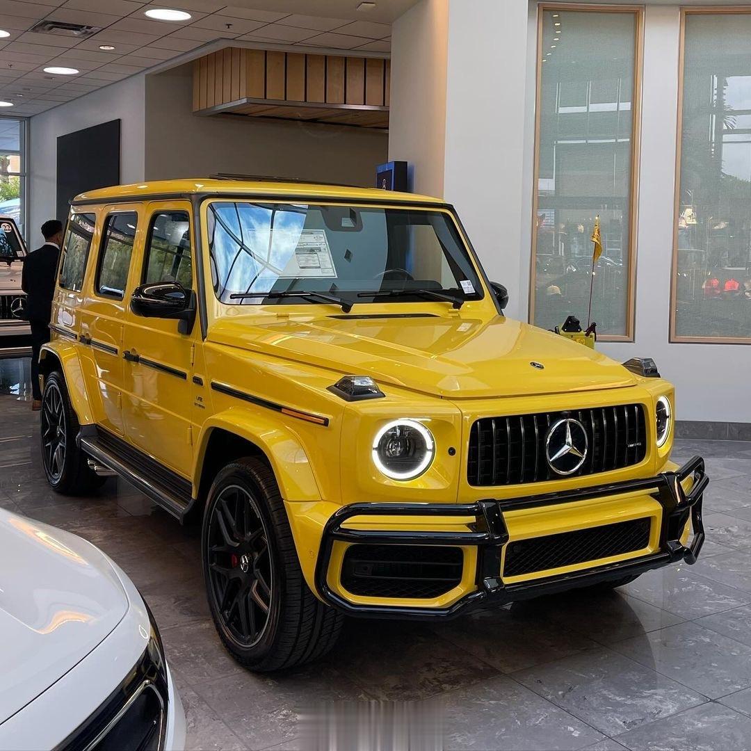 Sun Yellow G63 AMG ​​​