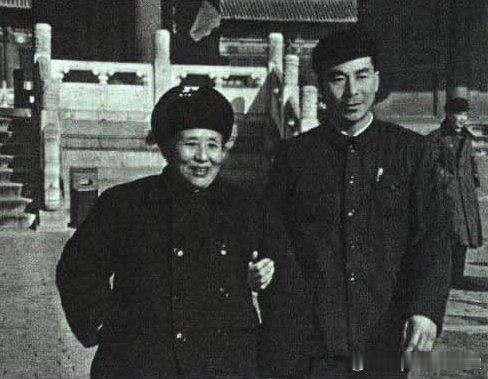 1976年1月被宽大释放的原国民党国大代表、监察院监察委员冯云仙（格桑确真，藏族