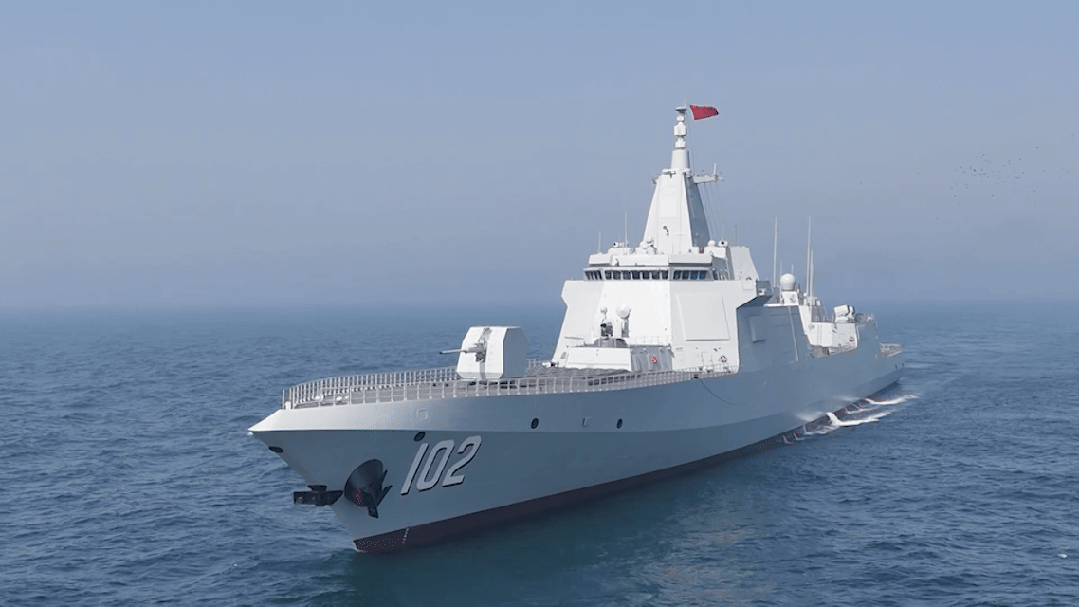 “带刀侍卫万吨大驱”拉萨舰，入列5周年！[赞][赞][赞][赞][赞]