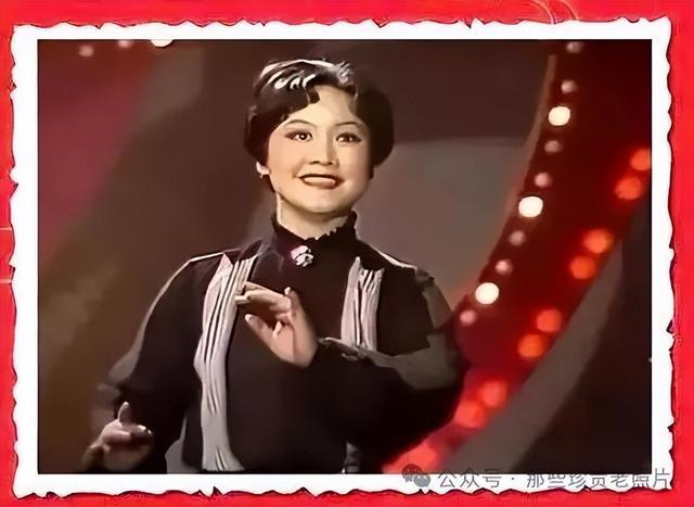 春晚的圆满，总绕不开 @李谷一老师的歌声，今年未能听见《难忘今宵》的现场演绎，难