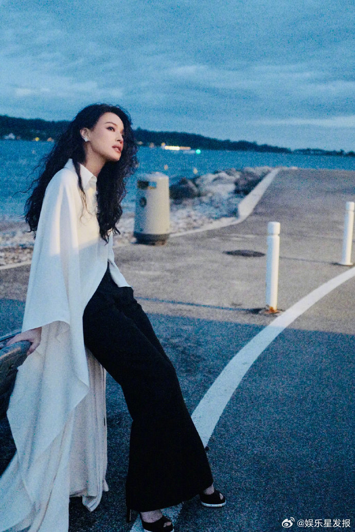 舒淇官宣代言小米汽车 谁的青春心愿成真了，全网喊话两年，终于等到这一刻。从期待到