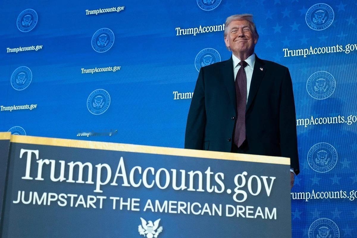 春节期间。
美国《政治》（POLITICO）杂志分析指出：美国总统特朗普是全球和