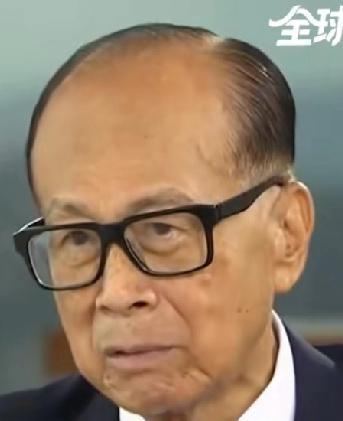 前两年国家想要收购找他谈他却偏偏不同意，作为一个红利商人不站在祖国这边反而在大国