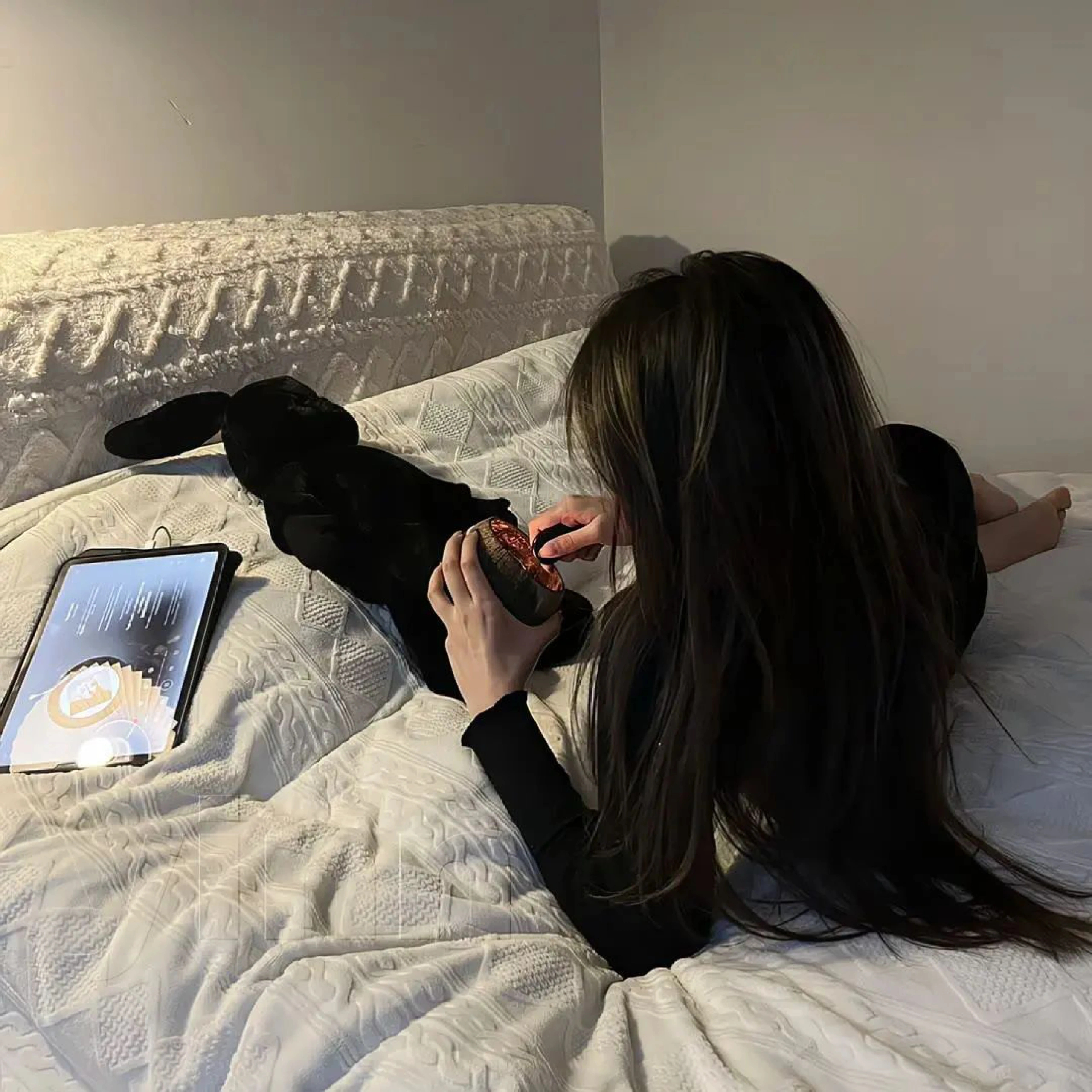 谁要是娶到我这种爱睡觉的女人 真是发大财了 老公天天下班回到家里 饭是冷的 汤是
