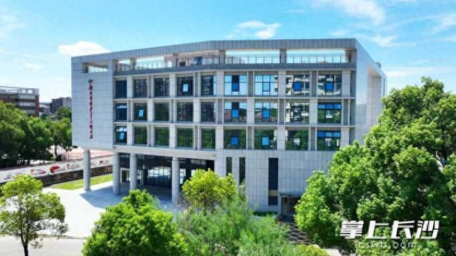 湖南省荣誉军人综合楼启用