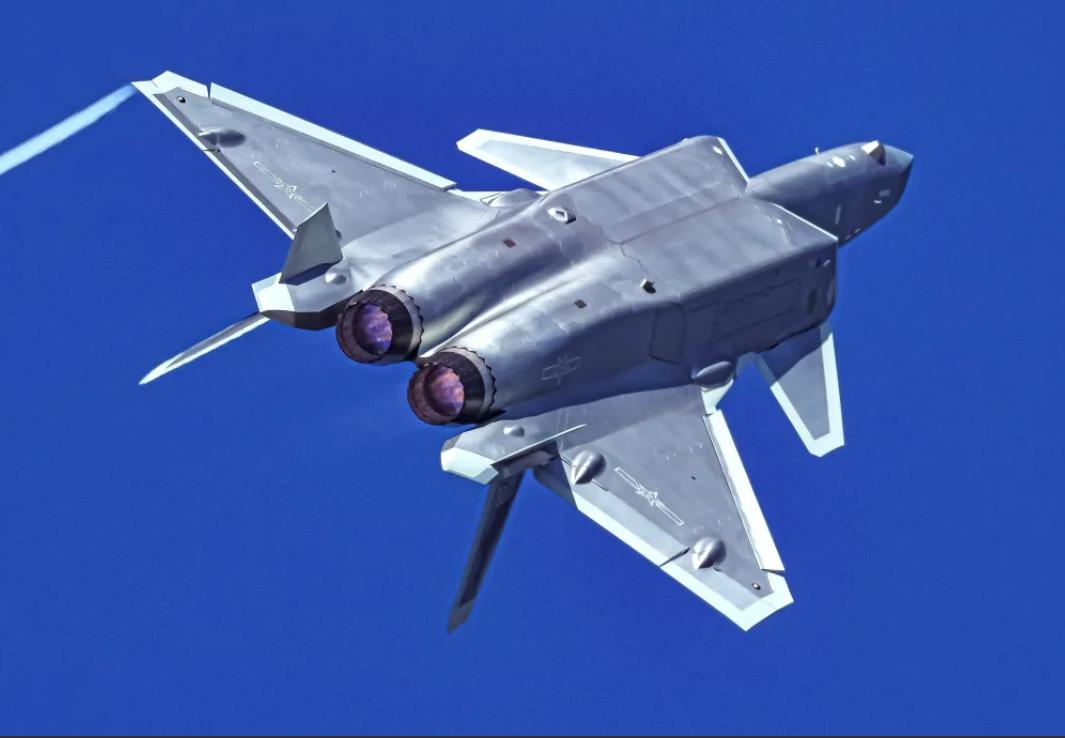 外媒：500架只是起点，1000架在望！歼-20机队规模已超美军F-35A

关