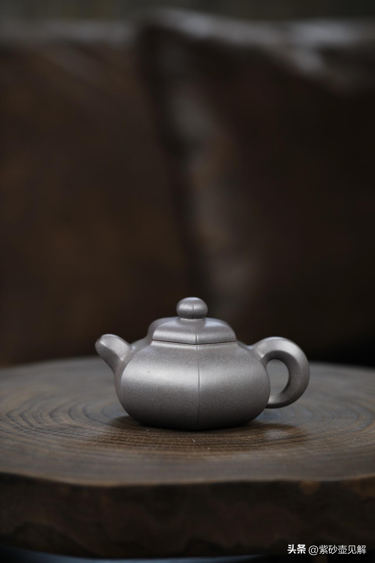 道洪六方｜全手工 袁门 孙茂琦
原矿青灰泥｜容量240cc