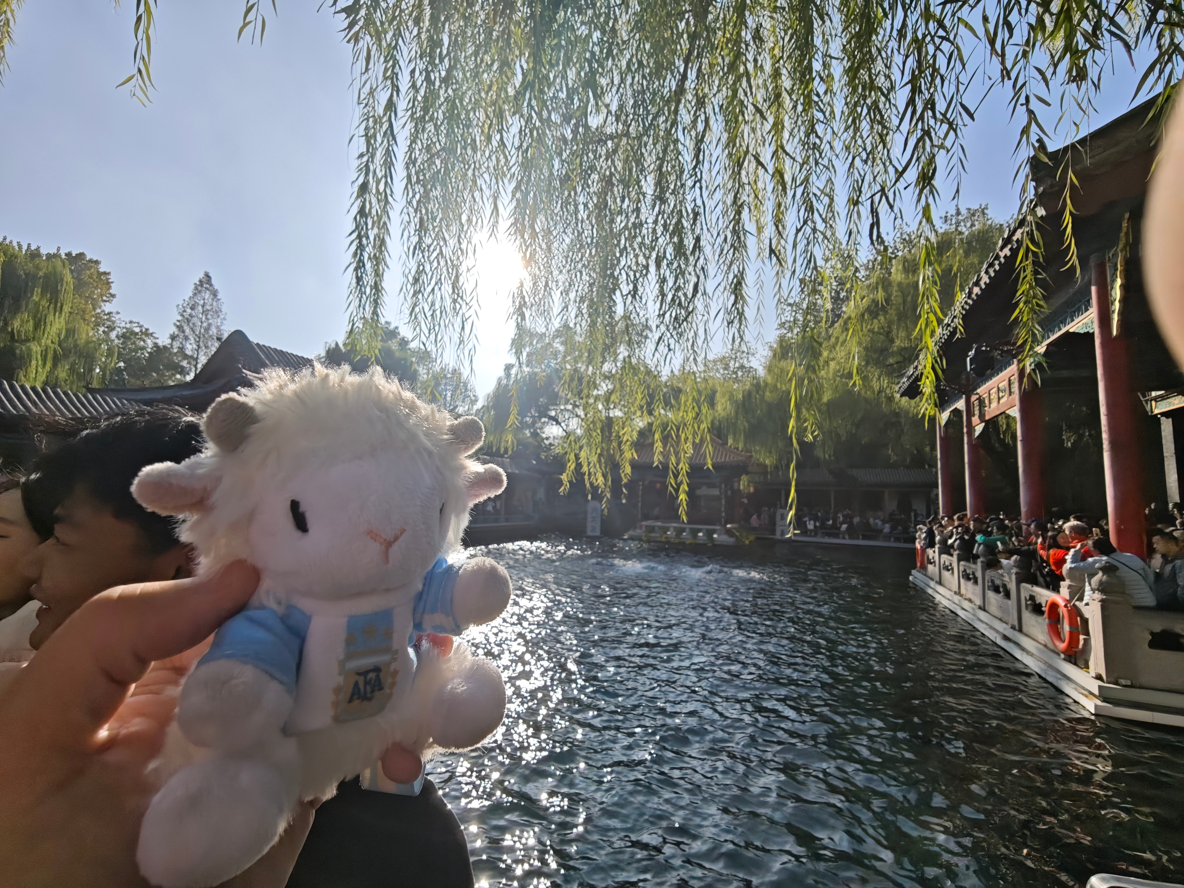 带着咩西去旅行 再一次到济南玩庆祝蒂亚戈小朋友13岁生日快乐🎂也谢谢临走时梅西