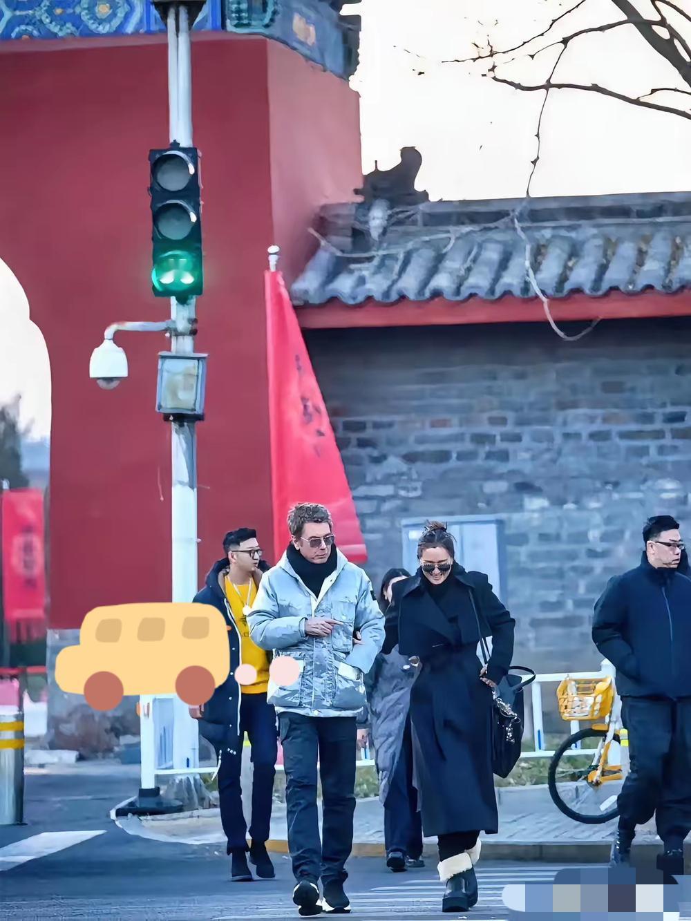 惊！巩俐用亲身经历给所有女人上了一课：衰老的“元凶”可能不是皱纹！

     