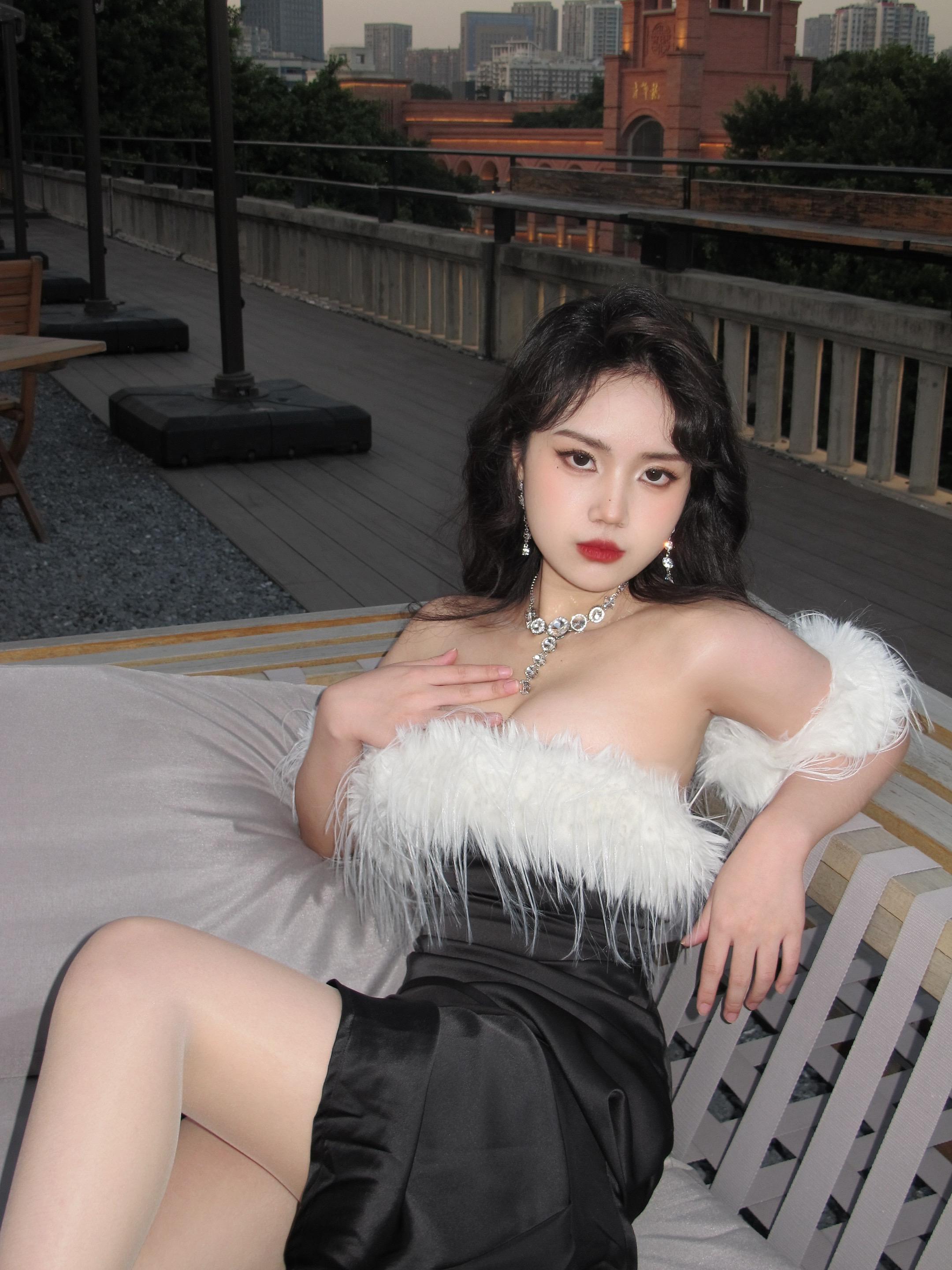 你爱我 哪怕我是个坏女人也认吗。