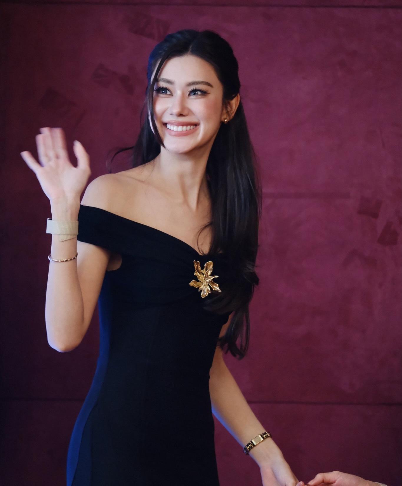LenaLalinaLena Lalina｜IG更新✨IG：Bits from 