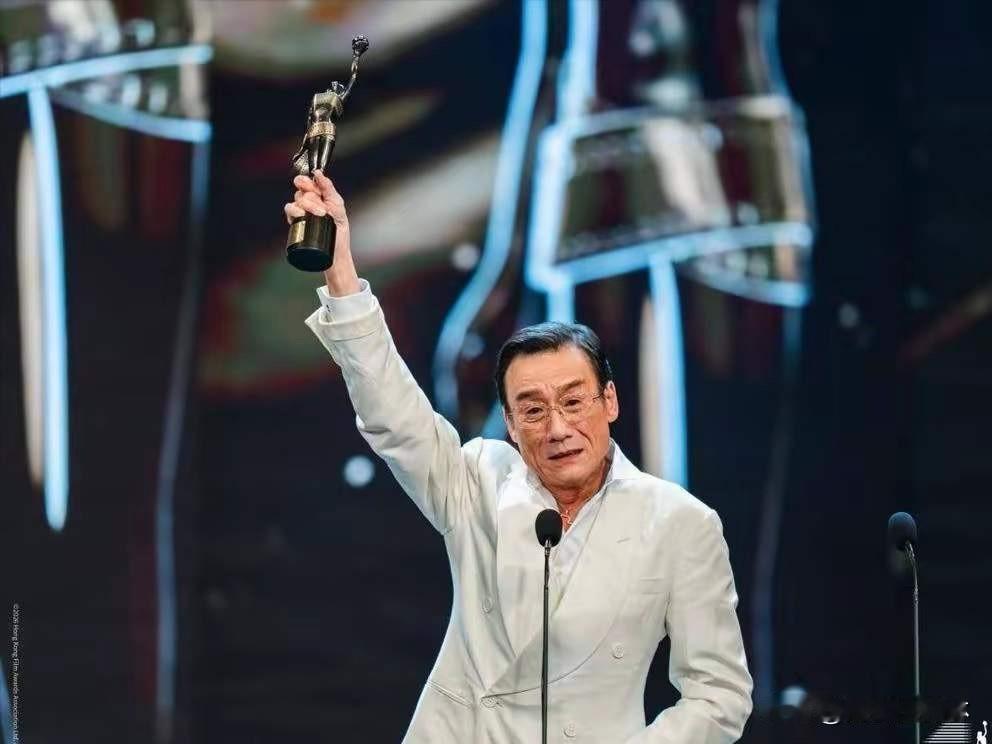 绝了！
梁家辉五封金像奖影帝，真的太牛了！
横跨80、90、00、10、20年代