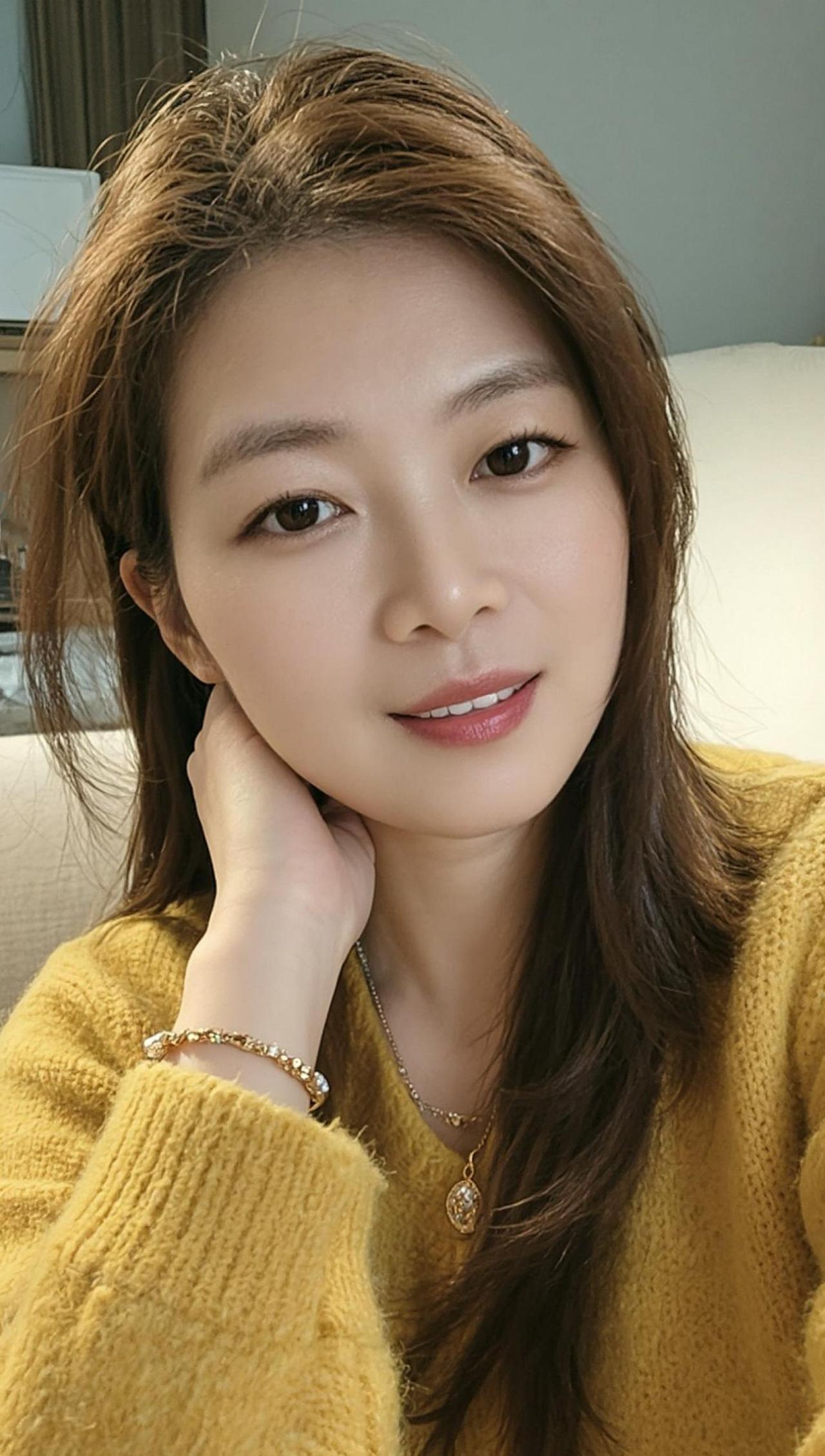 AI暖调自拍 抖音ai创作 抖音玩法合伙人计划