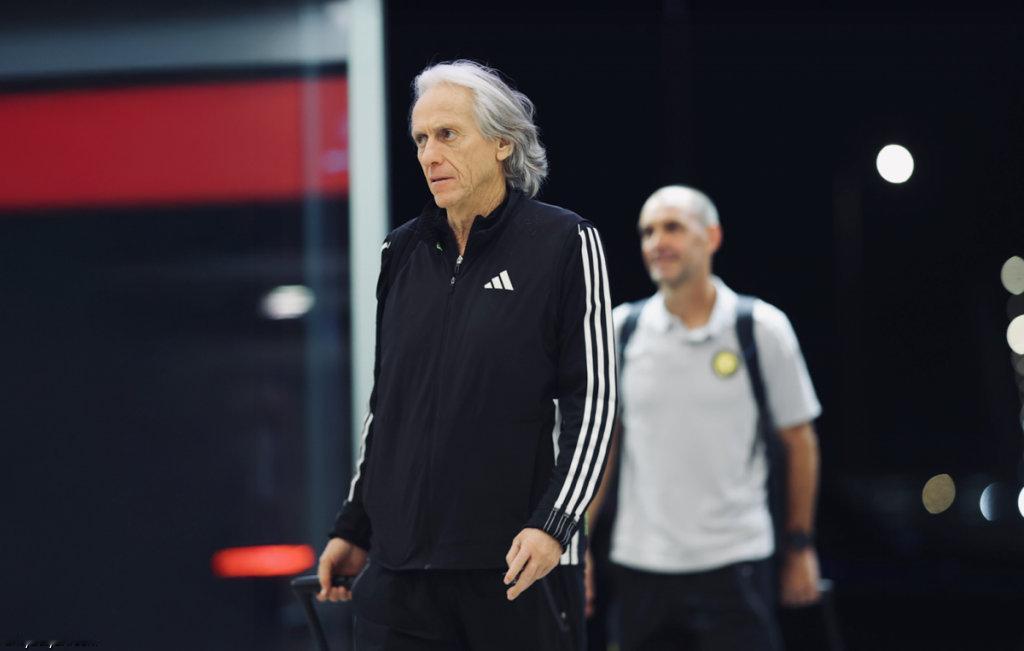 C罗和利雅得 据利雅迪亚🔴利雅得胜利管理层已选择阿联酋首都阿布扎比作为球队在即