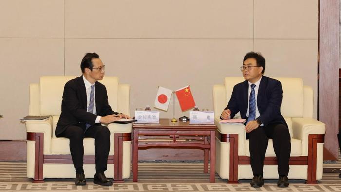 短短3个月，日本驻华大使的口风彻底变了！5月还盼着年底APEC促成中日高层破冰，
