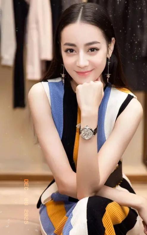 谁能想到！迪丽热巴居然住了15年酒店，没买一套房，这操作真的颠覆认知！
 
主持