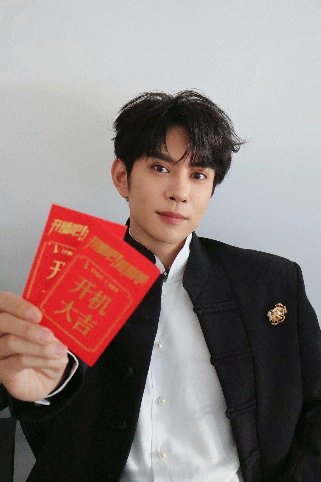 开播吧短剧季 终于等到《开播吧！短剧季》新一季录制！全员都来晒照打卡上班了！好多