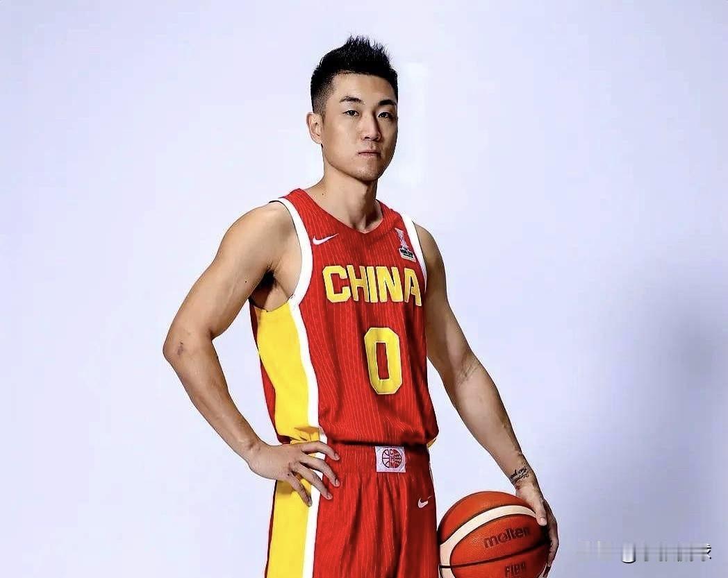 热身赛4连胜！男篮75-72险胜波兰，本场比赛表现最差的3位球员。

1、廖三宁