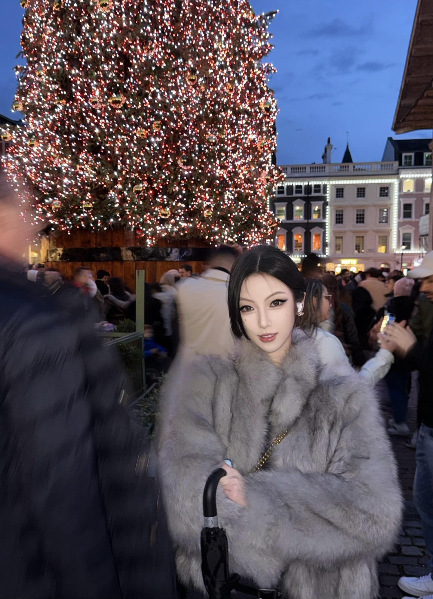 总以为时间过得很慢 可是今年也要结束了。