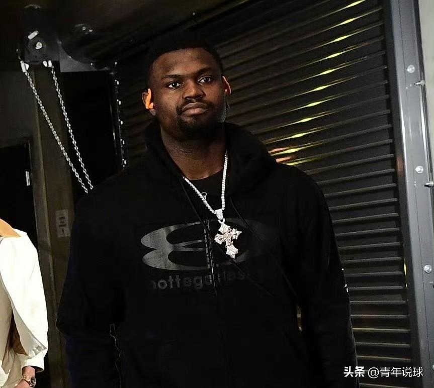 火速复出！锡安将出战与湖人队的比赛！

今天上午11点半，湖人队将坐镇主场迎战鹈